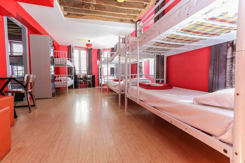 Auberge de jeunesse Le Village Montmartre By Hiphophostels *